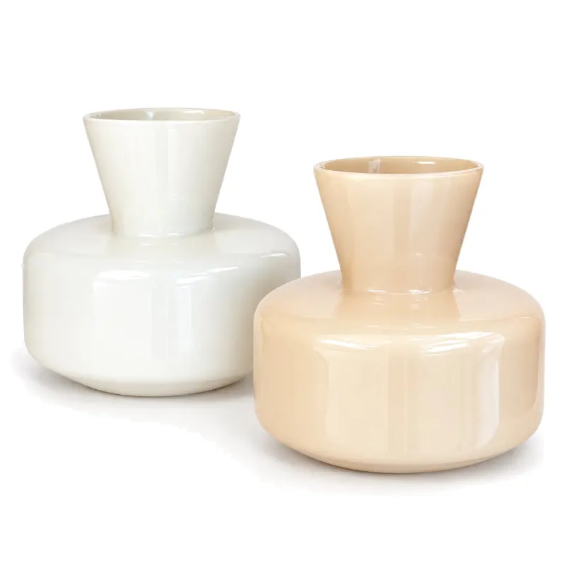 Beau Natural Brown Mix Neck Sphere Vase
