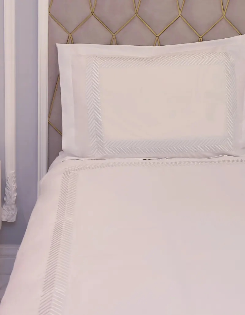 Chevron Bed Set thumbnail 2