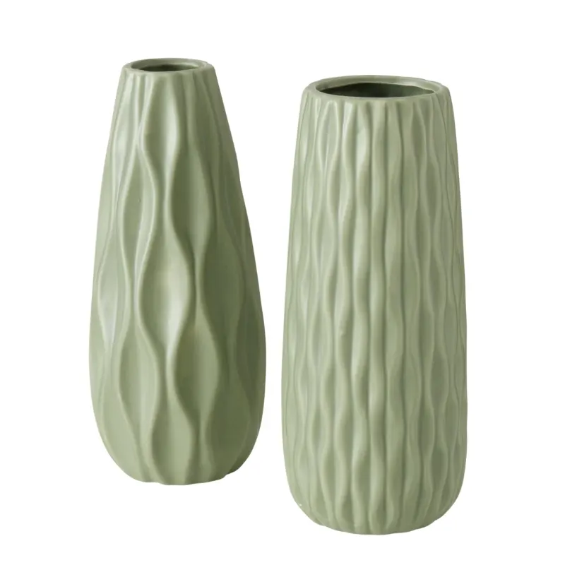 Luana Mat Earthenware Vase